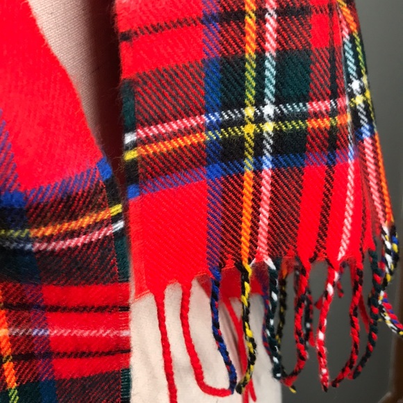 Softer than Cashmere D&Y scarf NWOT - 3/$25 SALE! - Picture 3 of 4